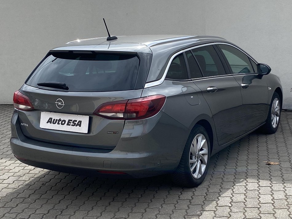 Opel Astra 1.5 CDTi 
