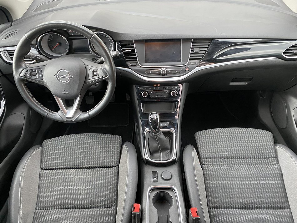 Opel Astra 1.5 CDTi 