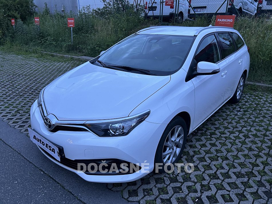 Toyota Auris 1.6 VVT-i 