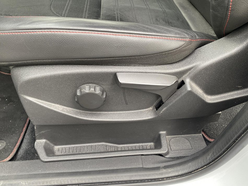 Ford Kuga 1.5 EB ST-Line