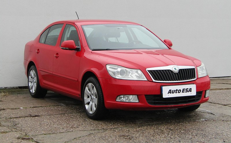 Škoda Octavia II 2.0TDi Elegance