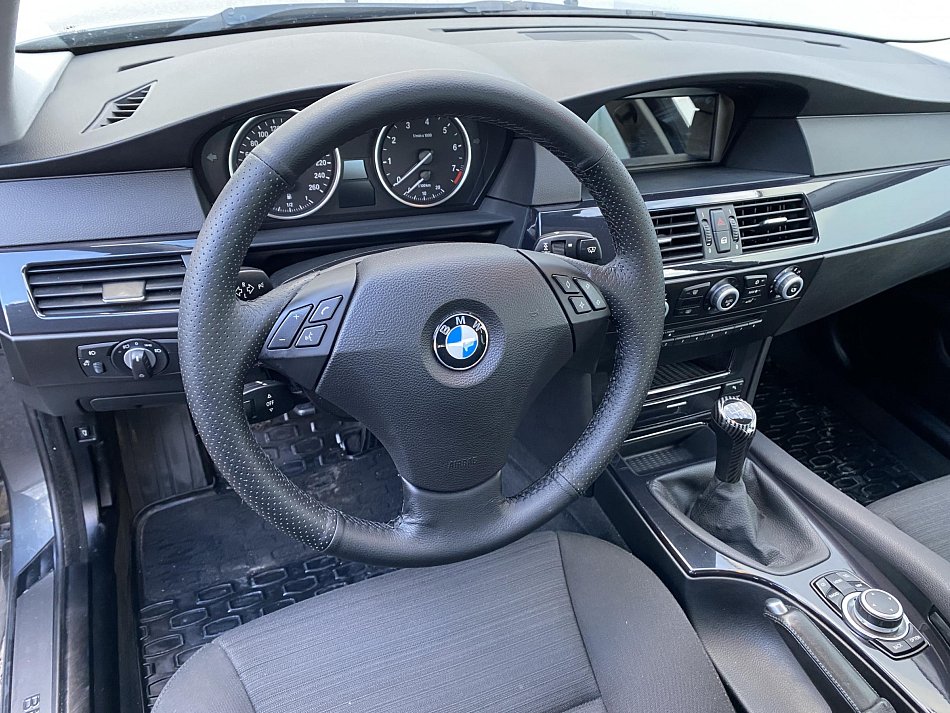 BMW Řada 5 3.0i  525i