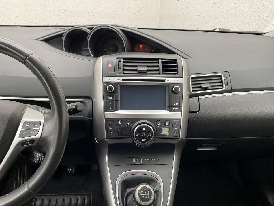Toyota Verso 1.8i 