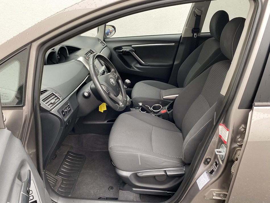Toyota Verso 1.8i 