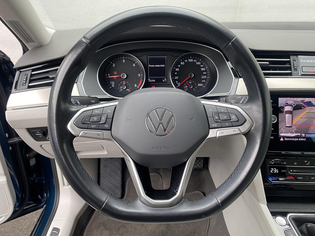 Volkswagen Passat 2.0 TDi Elegance