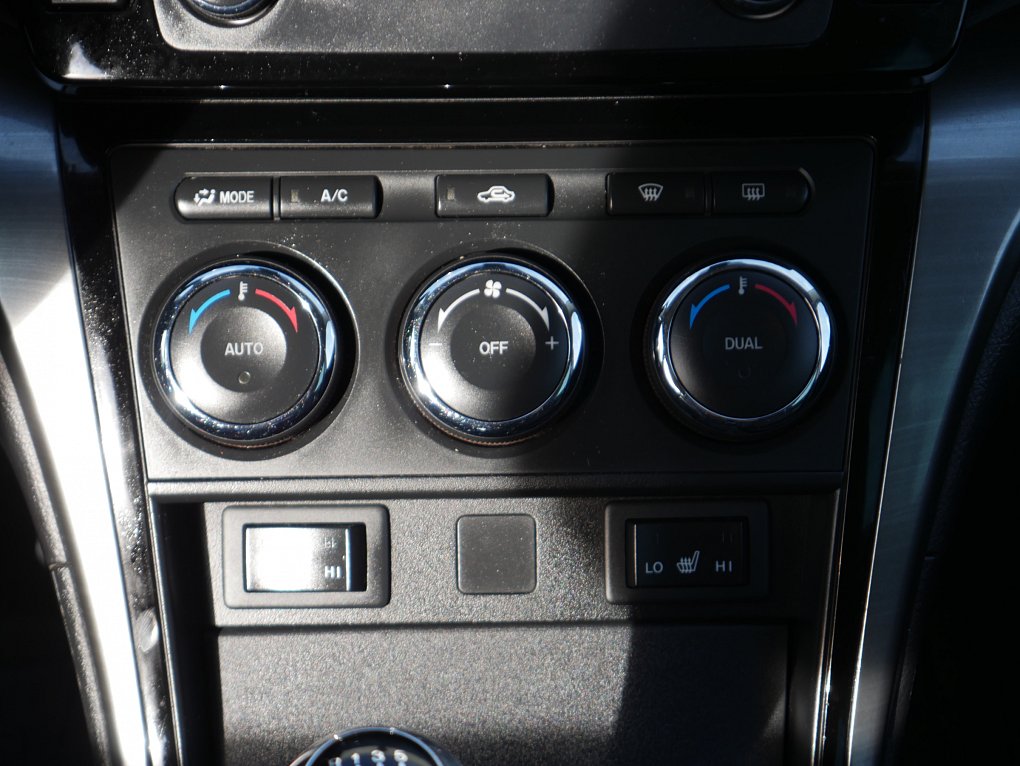 Mazda 6 2.2 D 