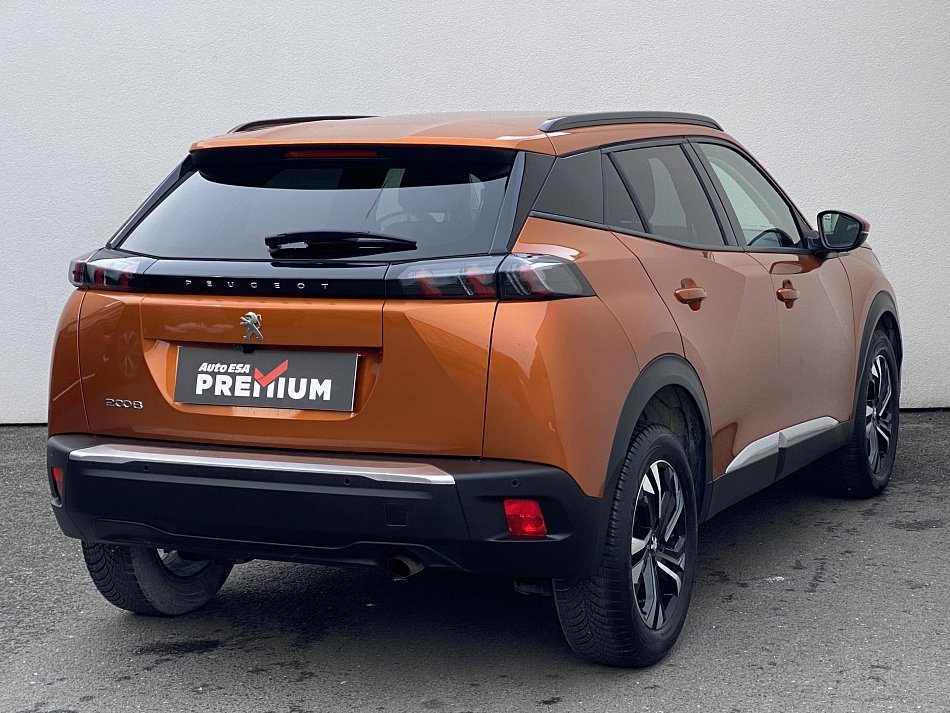 Peugeot 2008 1.2 PT Allure