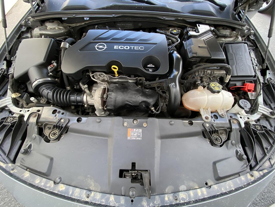 Opel Insignia 2.0CDTi 
