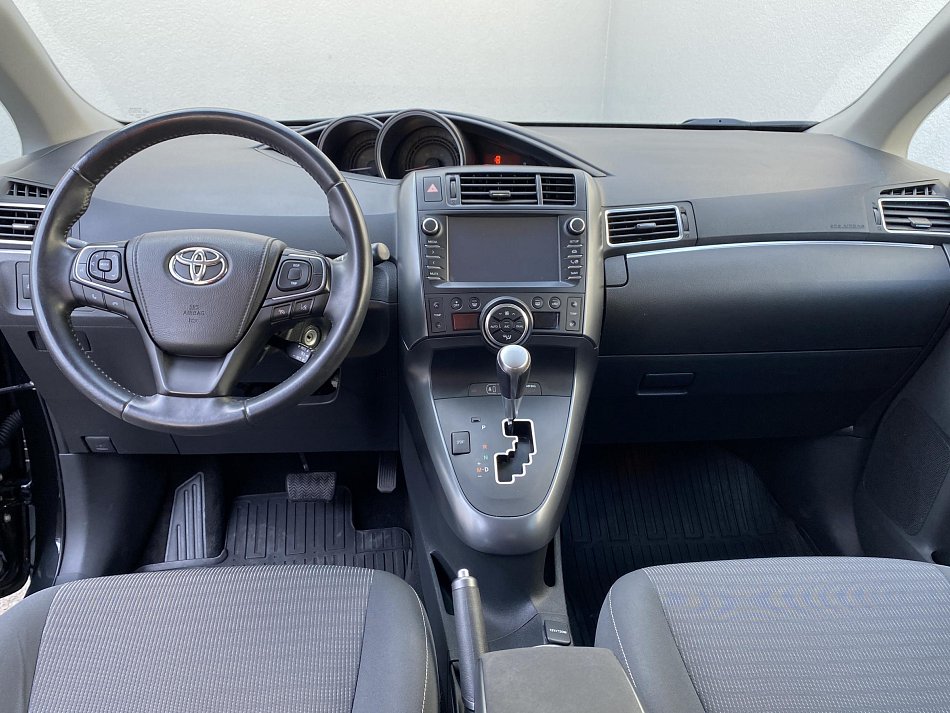 Toyota Verso 1.8i 