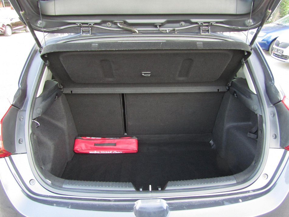 Kia Ceed 1.6GDi 