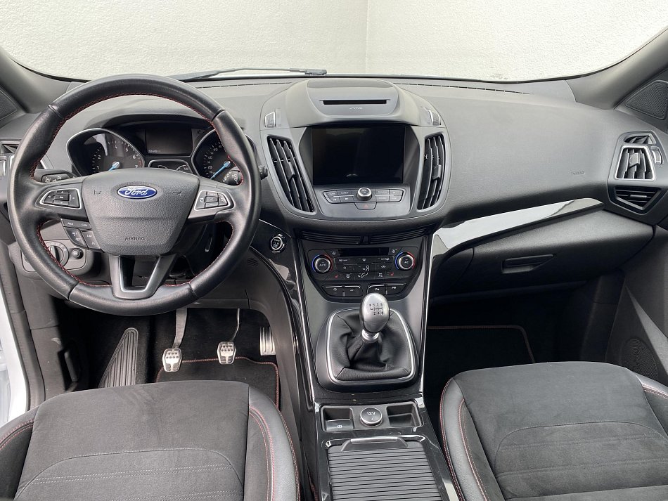 Ford Kuga 1.5 EB ST-Line