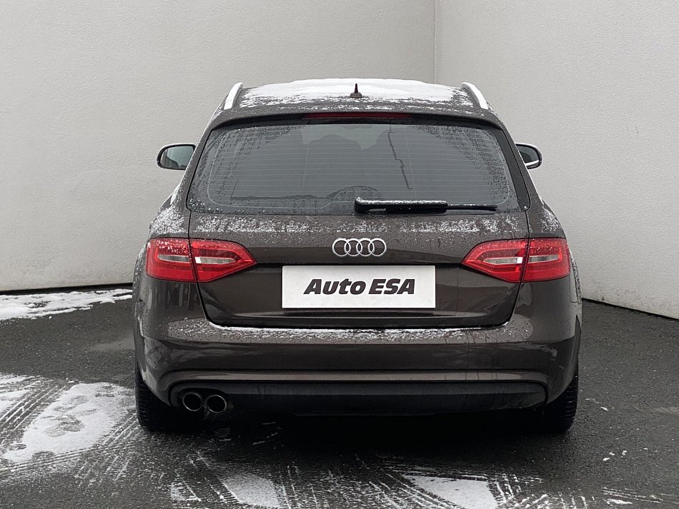 Audi A4 2.0 TDi Ambiente Quattro