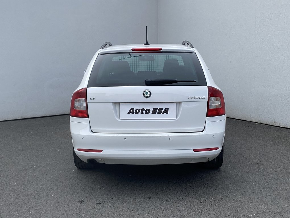 Škoda Octavia II 2.0 TDi Family