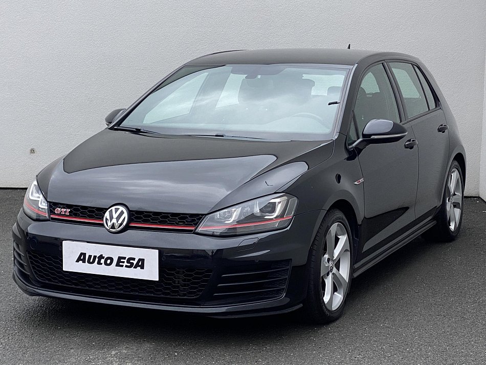 Volkswagen Golf 2.0 TSi GTi