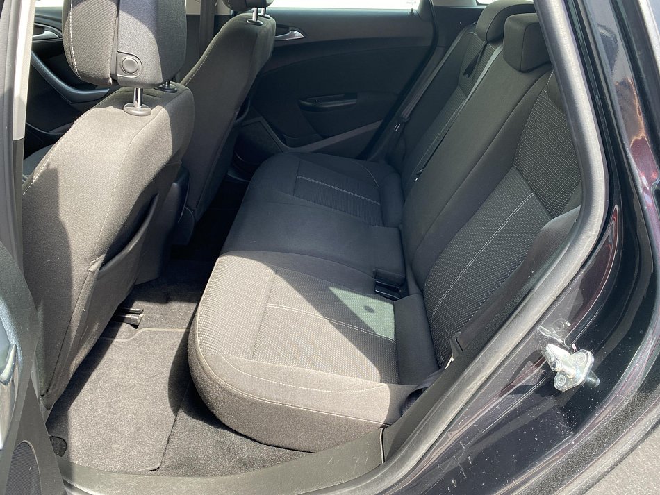 Opel Astra 1.6 CDTi Sport
