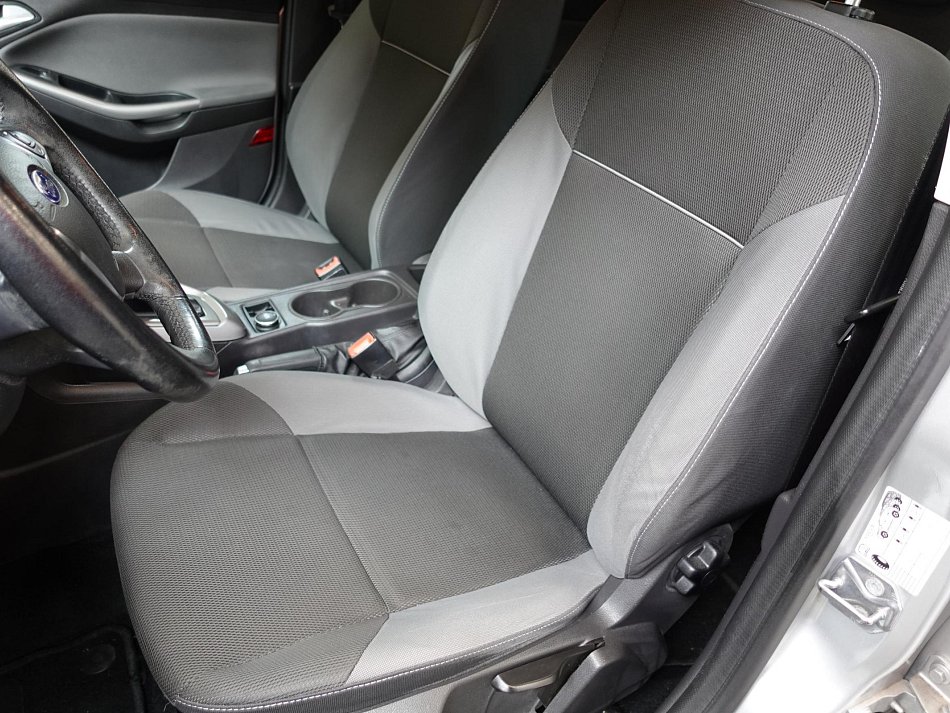 Ford Focus 1.6i 