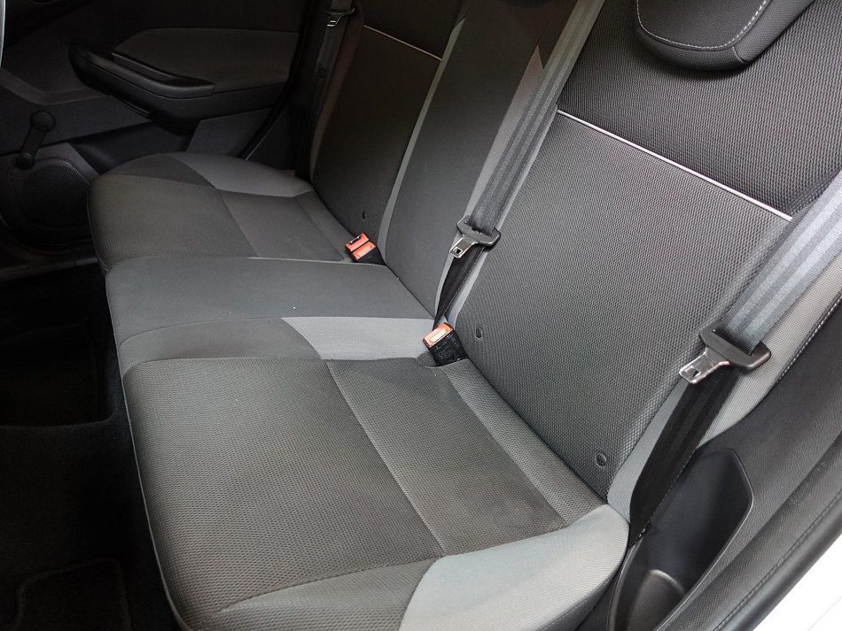 Ford Focus 1.6i 