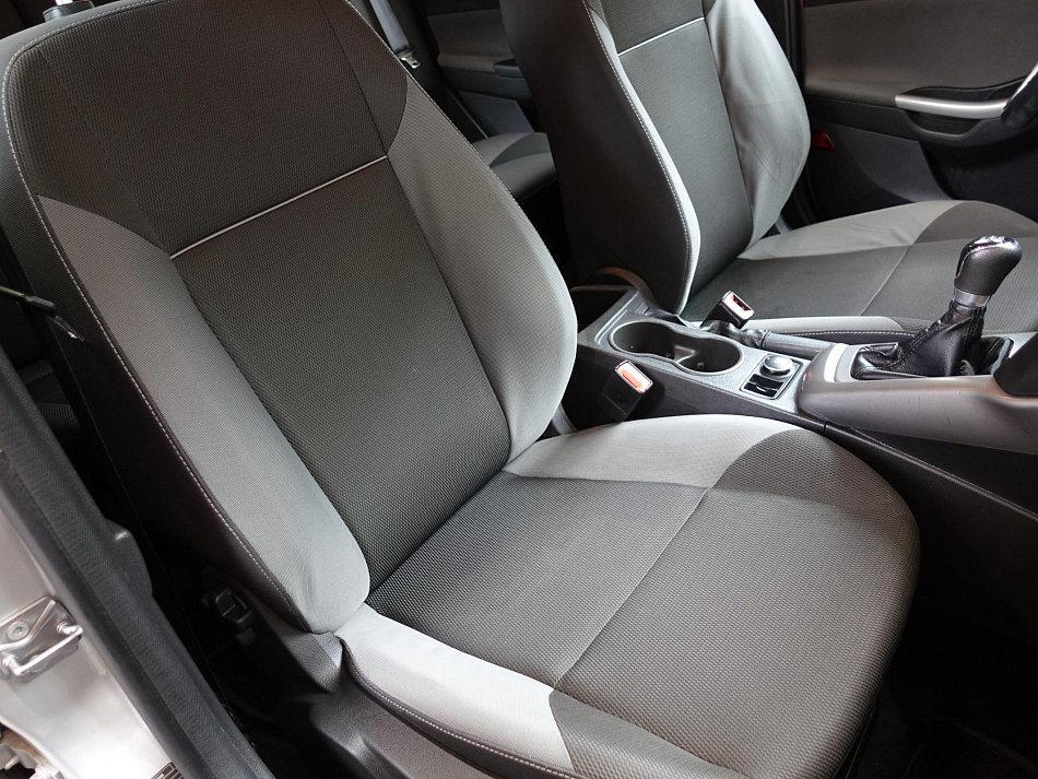 Ford Focus 1.6i 