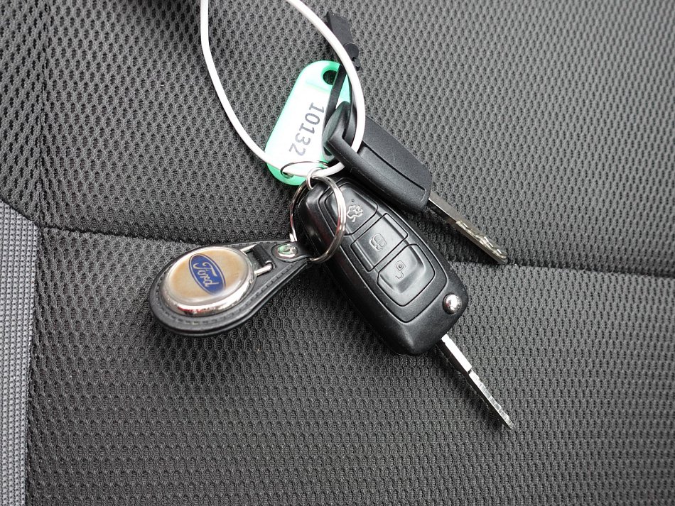 Ford Focus 1.6i 