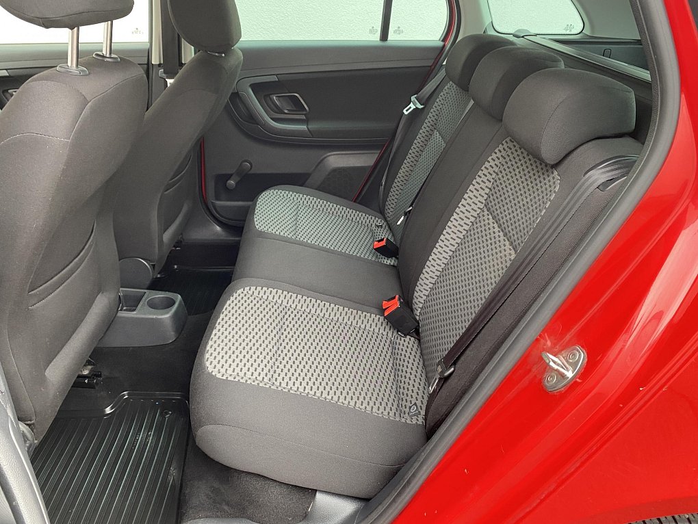 Škoda Fabia II 1.2 TSI Ambiente