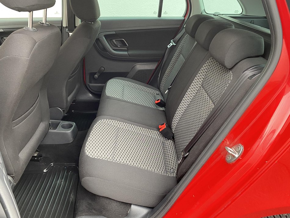 Škoda Fabia II 1.2 TSI Ambiente