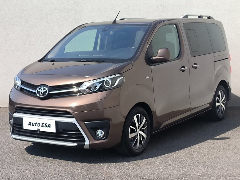 Toyota ProAce Verso 2.0D-4D VIP L3
