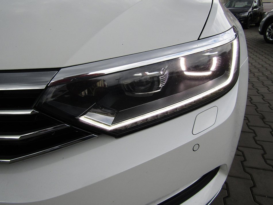 Volkswagen Passat 2.0 TDi Highline