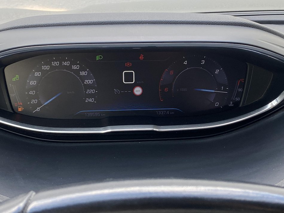 Peugeot 3008 1.5 HDi Allure