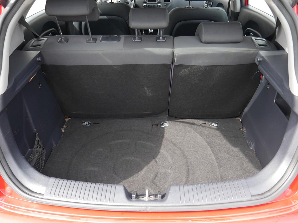 Kia Rio 1.4 i 
