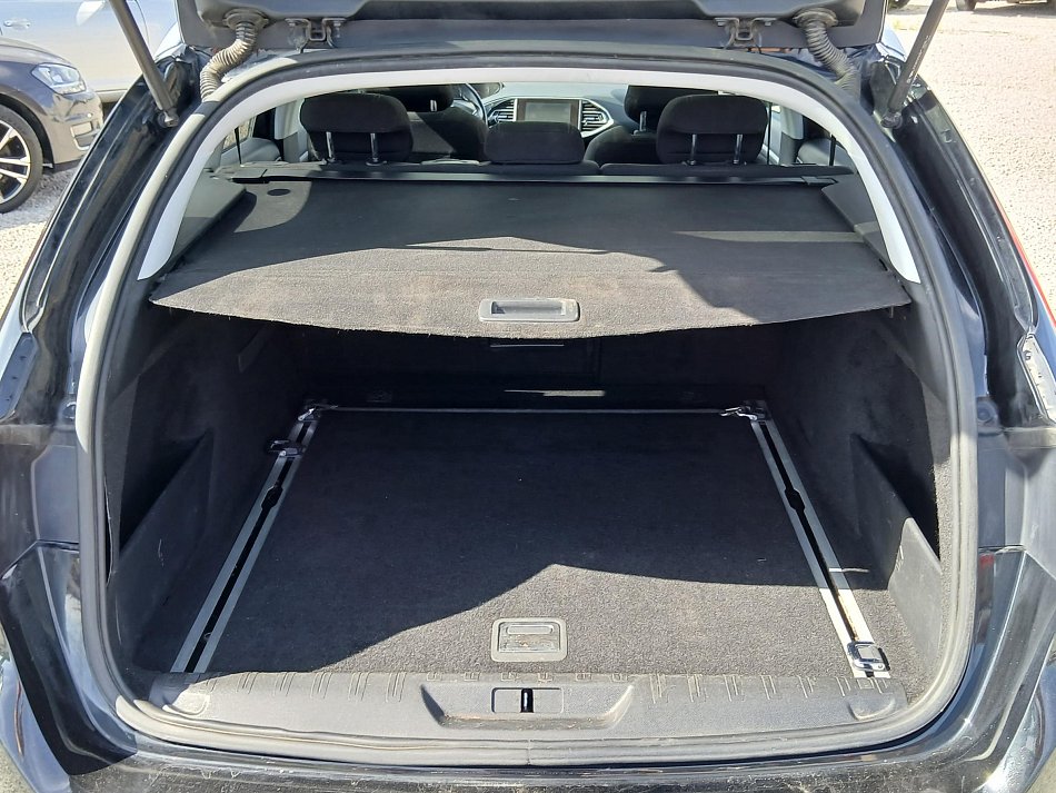 Peugeot 308 1.6i 