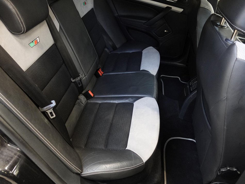 Škoda Octavia II 2.0 TDi RS