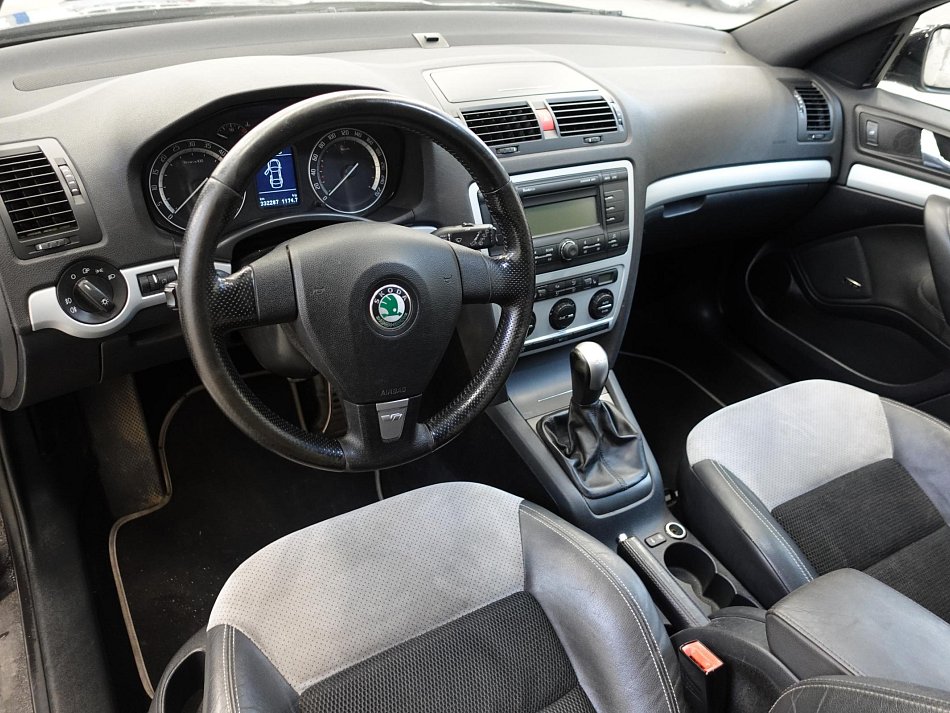 Škoda Octavia II 2.0 TDi RS