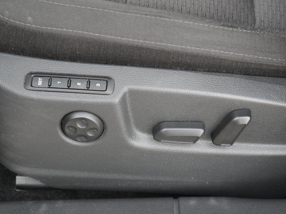 Škoda Superb II 2.0 TDi Elegance