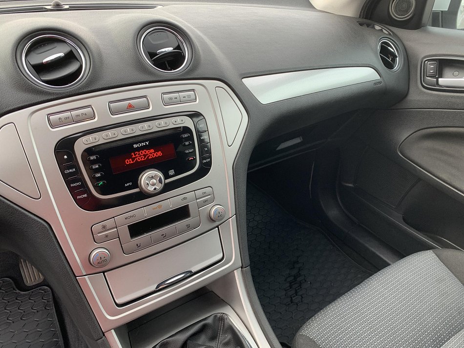 Ford Mondeo 1.6i 