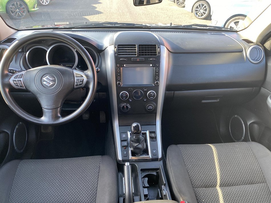 Suzuki Grand Vitara 2.4i  4x4