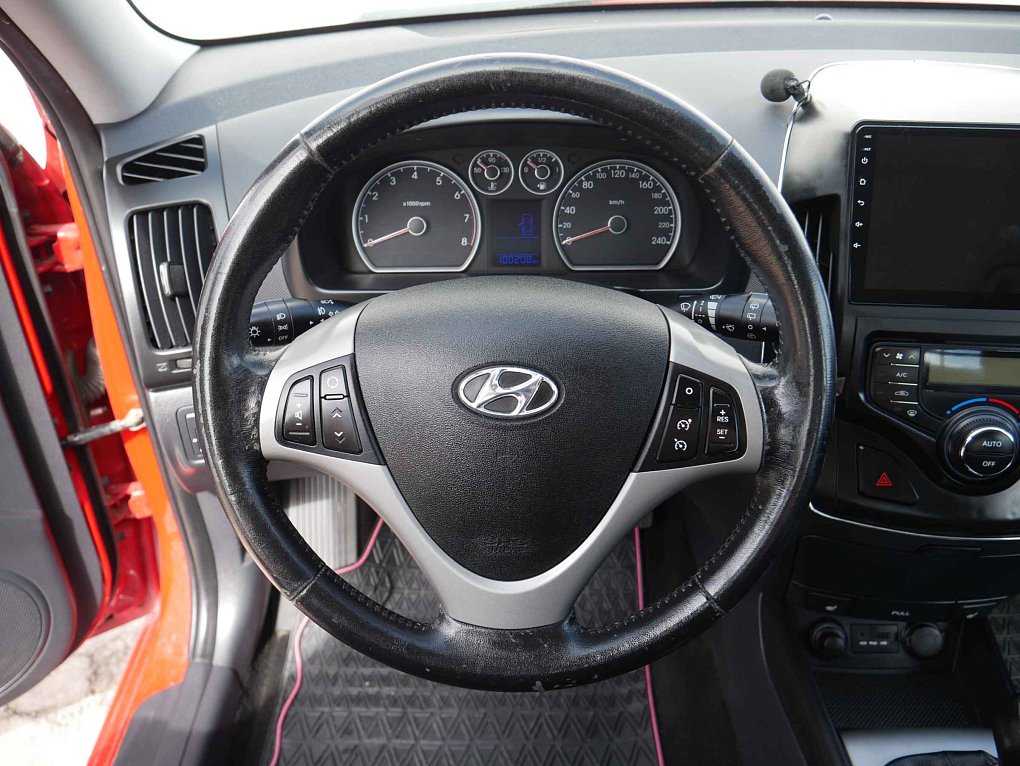 Hyundai I30 1.4 i 