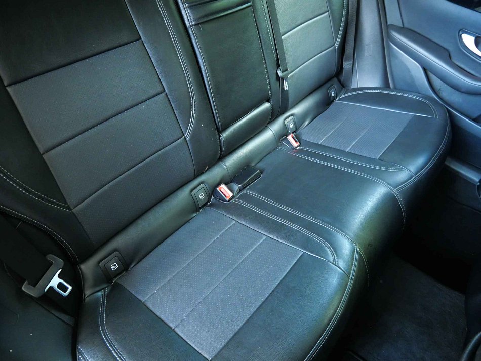 Mercedes-Benz GLC 2.0d  200d 4Matic