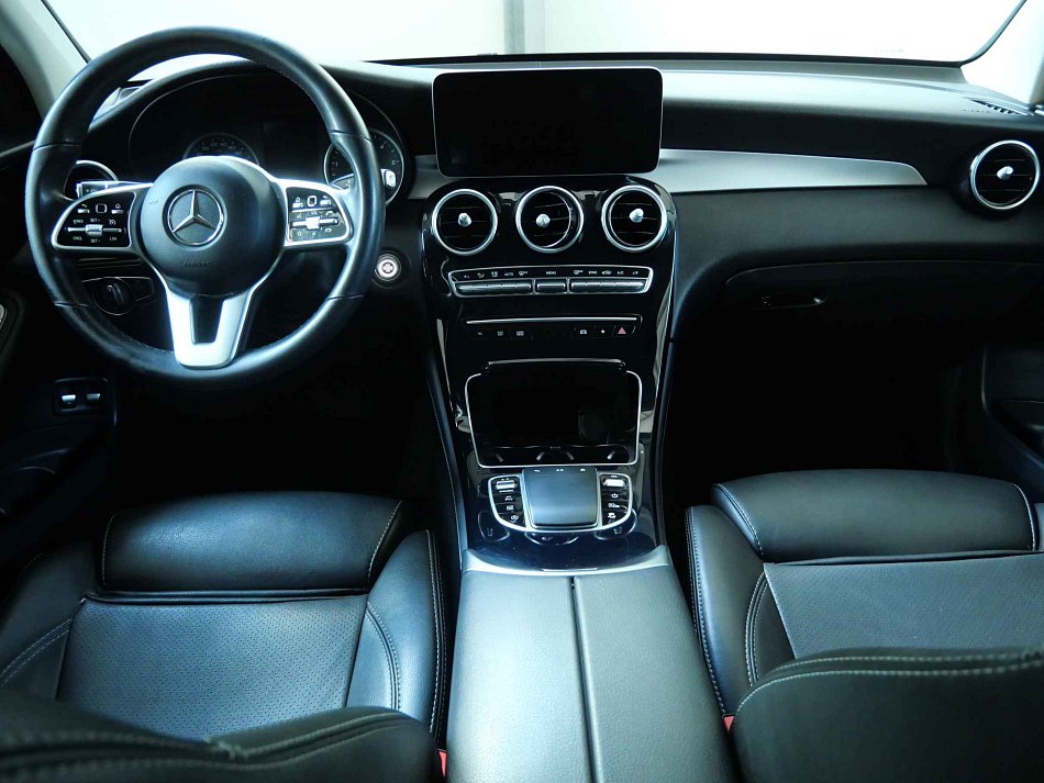 Mercedes-Benz GLC 2.0d  200d 4Matic