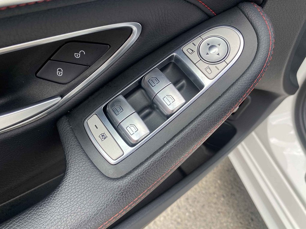 Mercedes-Benz Třída C 3.0 Biturbo AMG C450 4Matic