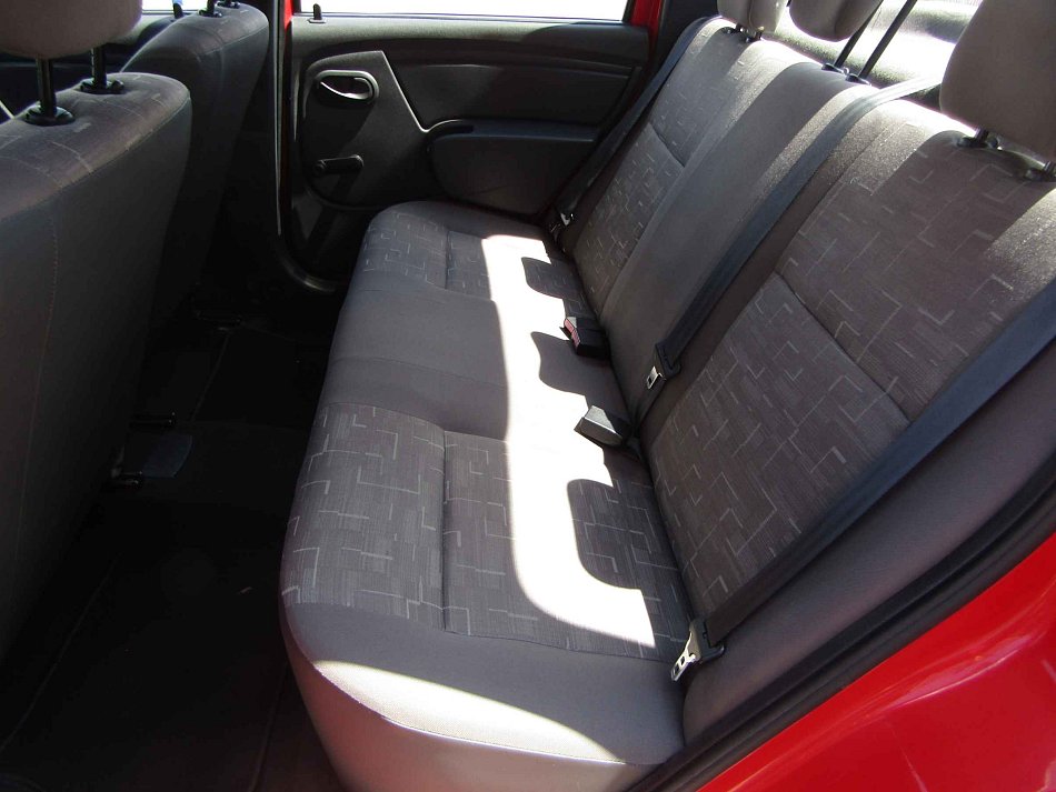 Dacia Logan 1.2i 