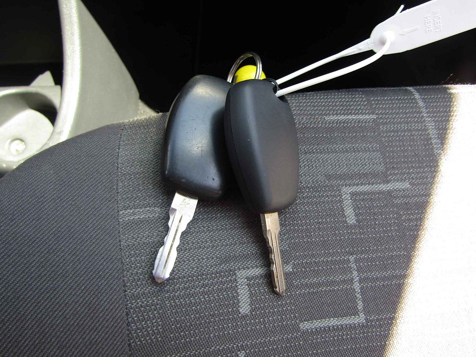 Dacia Logan 1.2i 
