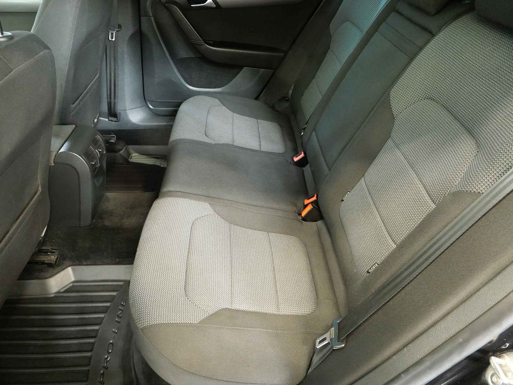 Volkswagen Passat 2.0TDi 