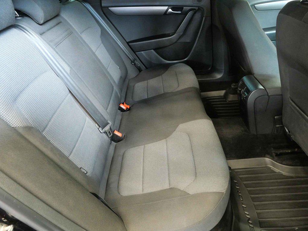 Volkswagen Passat 2.0TDi 