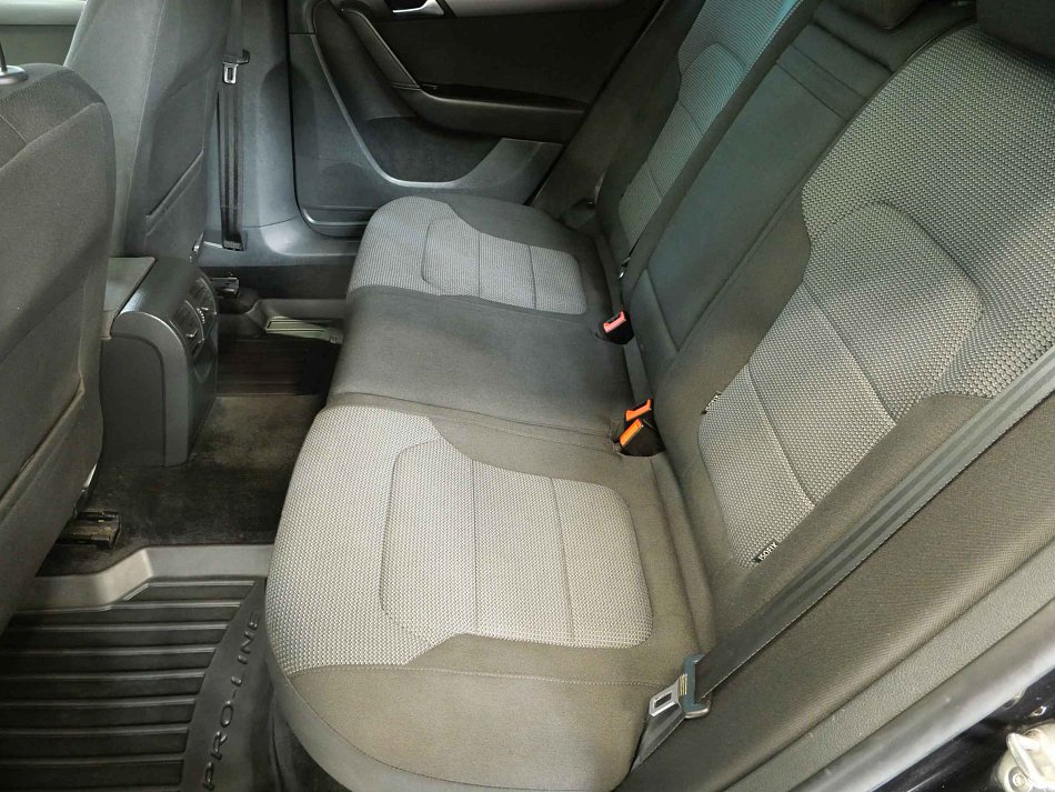 Volkswagen Passat 2.0TDi 