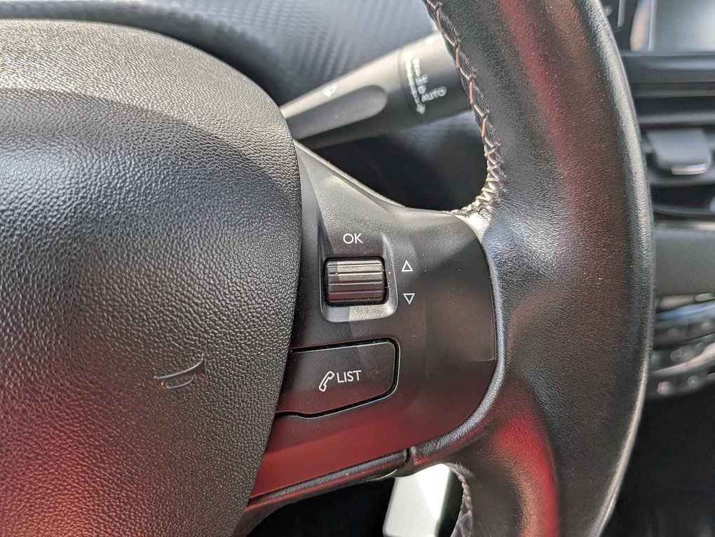 Peugeot 2008 1.6 Blue HDi Allure