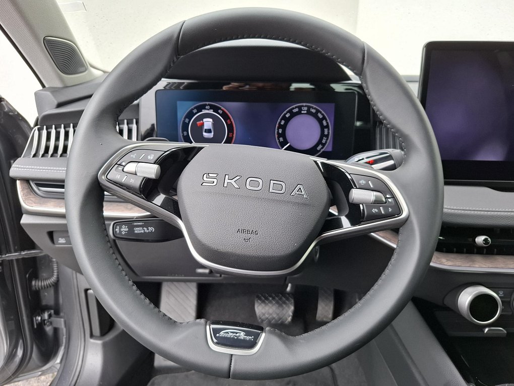 Škoda Superb IV 2.0 TDi L&K 4x4