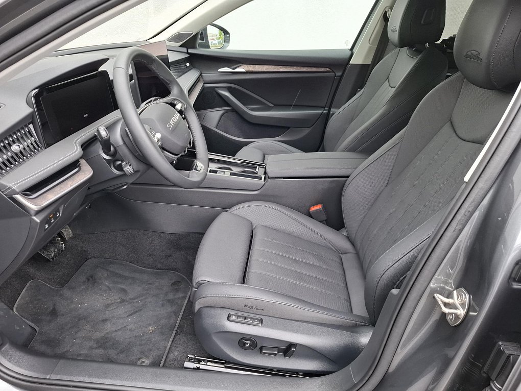 Škoda Superb IV 2.0 TDi L&K 4x4