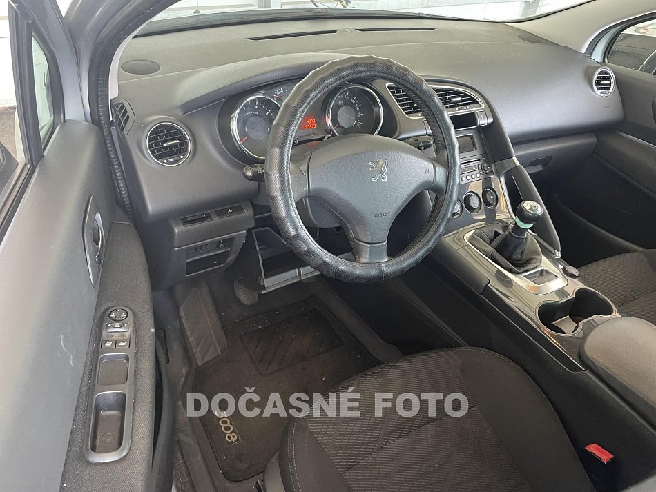 Peugeot 3008 1.6 i 