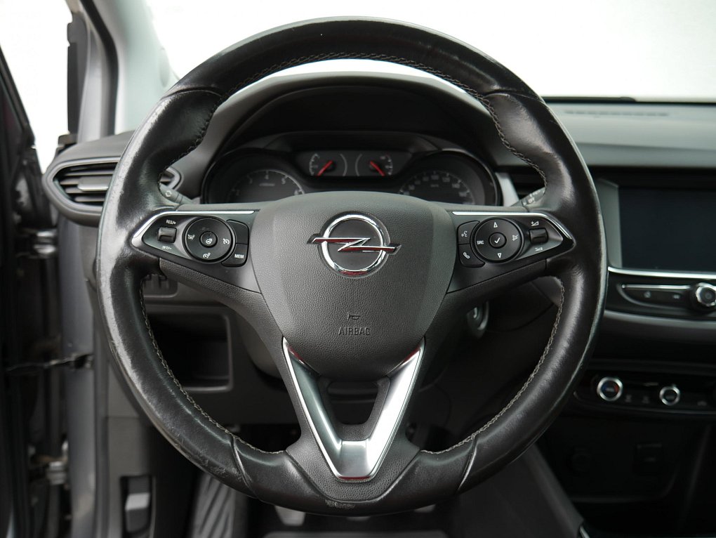 Opel Crossland X 1.2 i 
