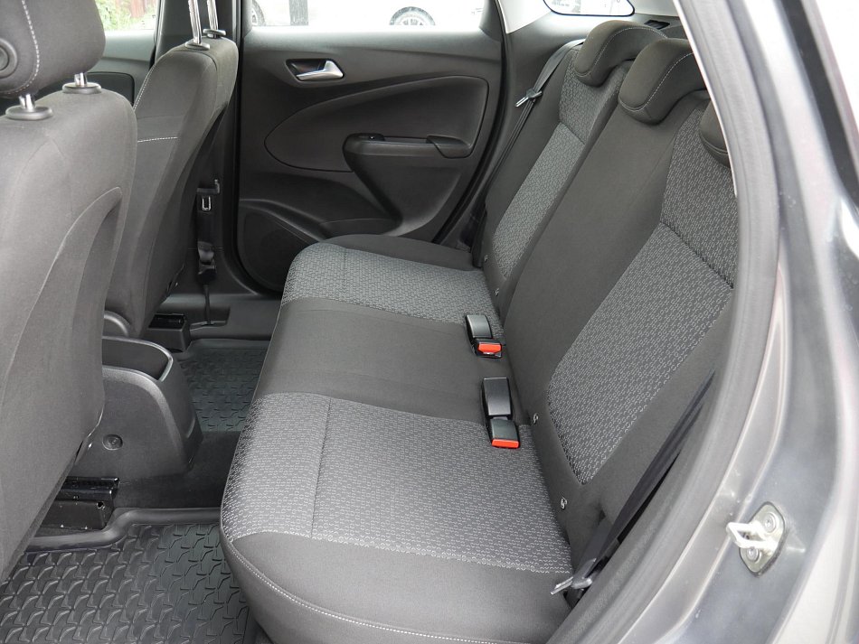 Opel Crossland X 1.2 i 